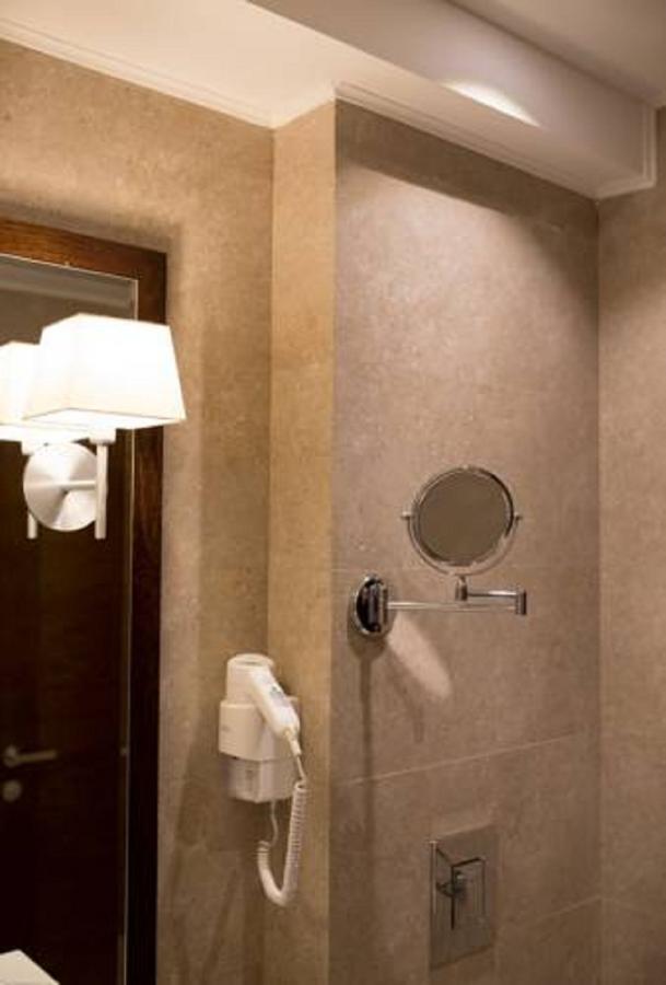 Akvilon Hotel Baku Bagian luar foto