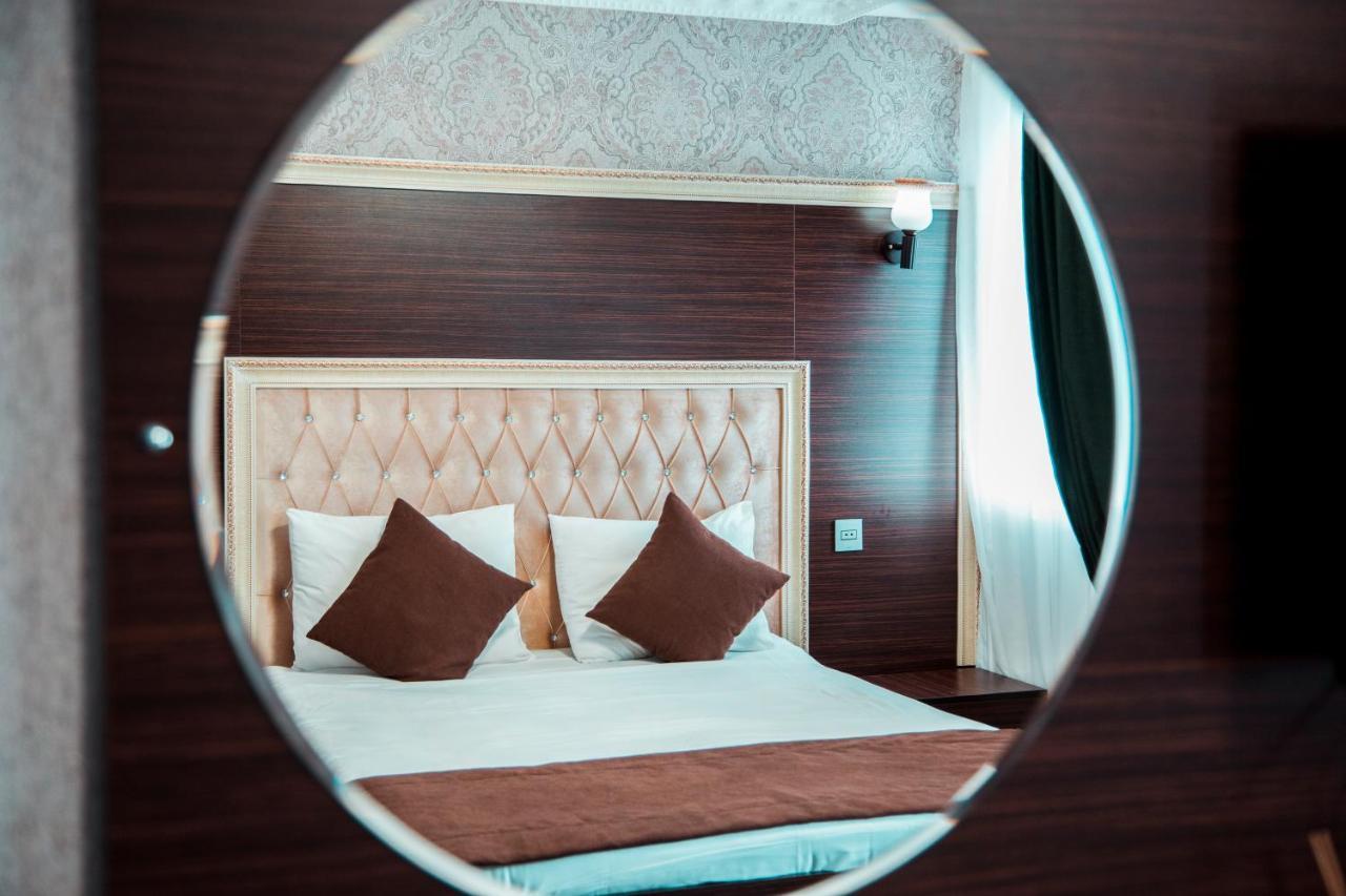 Akvilon Hotel Baku Bagian luar foto